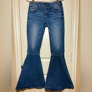 Rock & Roll Cowgirl Mid Rise Bell Bottom Ultra Flare Jean #W1B7668 Size28x34